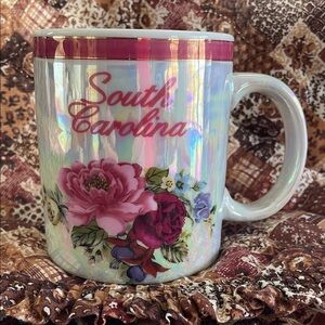 South Carolina-themed Souvenir Mug in Iridescent Pearlescent Glaze Rose Pattern
